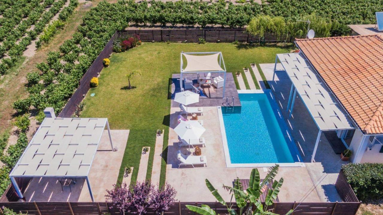 Madini Luxury Villa With Private Heated Pool Vanato エクステリア 写真