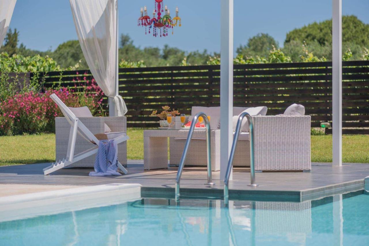 Madini Luxury Villa With Private Heated Pool Vanato エクステリア 写真