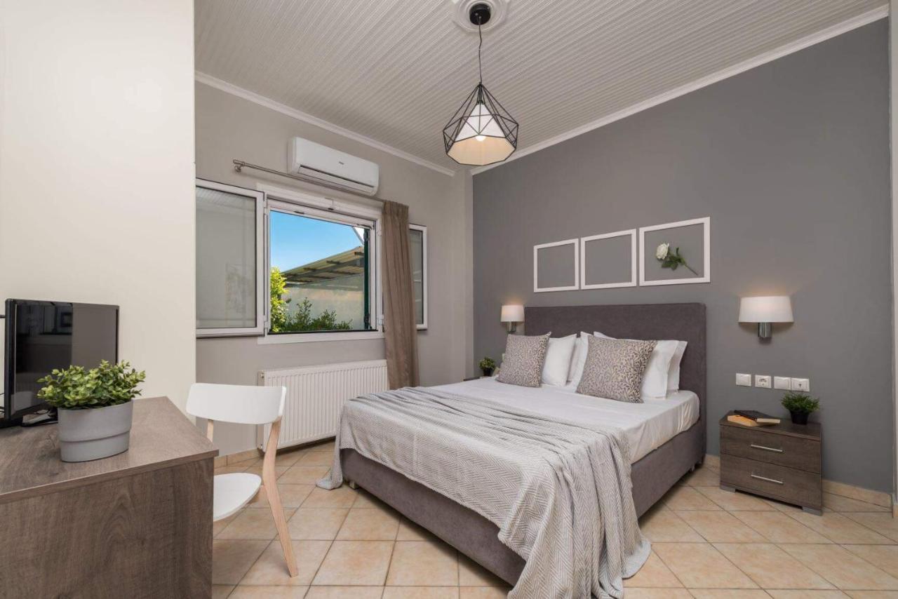 Madini Luxury Villa With Private Heated Pool Vanato エクステリア 写真
