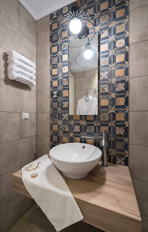 Madini Luxury Villa With Private Heated Pool Vanato エクステリア 写真