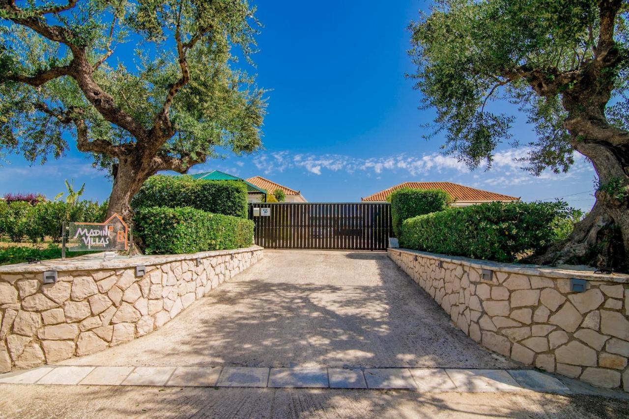 Madini Luxury Villa With Private Heated Pool Vanato エクステリア 写真