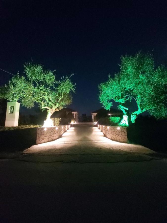 Madini Luxury Villa With Private Heated Pool Vanato エクステリア 写真
